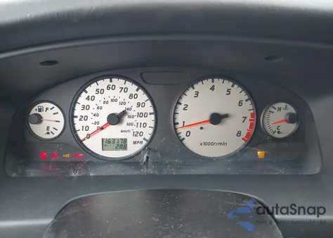 2002 Nissan Pathfinder Se z USA, uszkodzony, nr VIN JN8DR09X42W656696